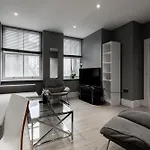 Superb 2 Bedroom Apartment Near Edgware Road Station