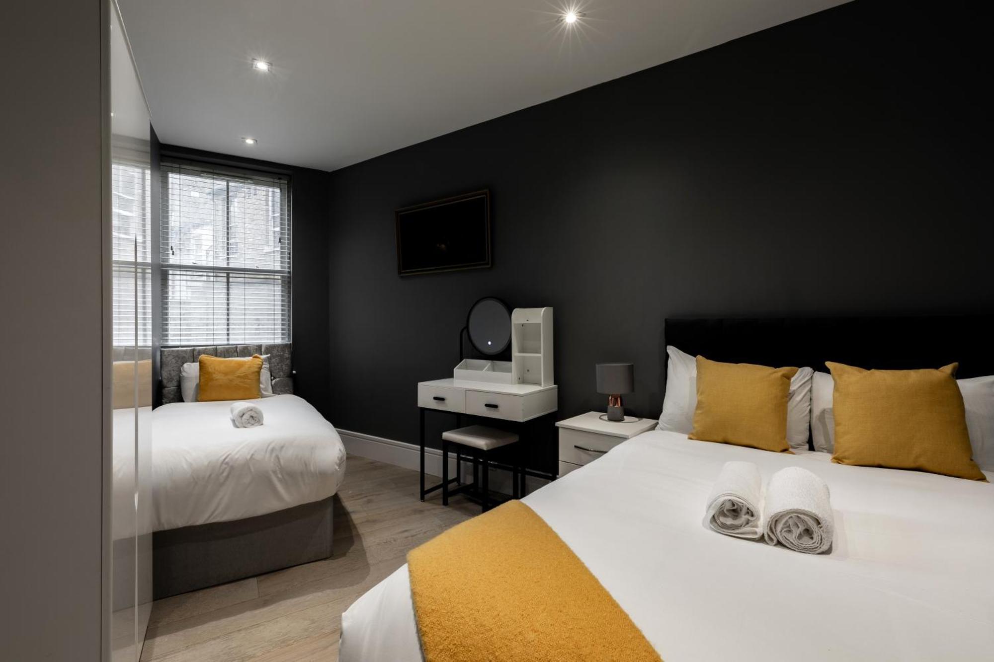 Superb 2 Bedroom Near Edgware Road Station London